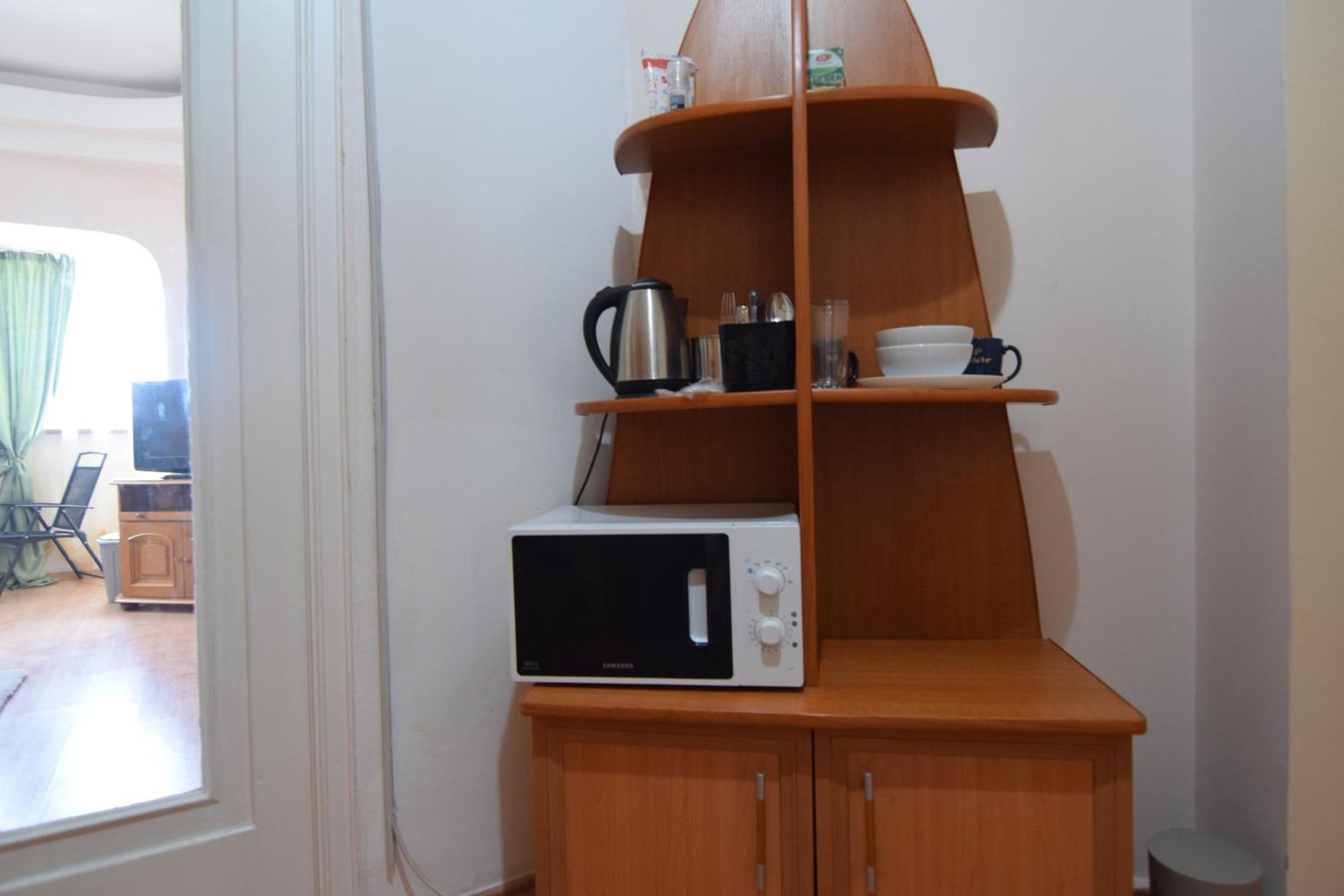 Studio In The Center Of Бухарест Экстерьер фото